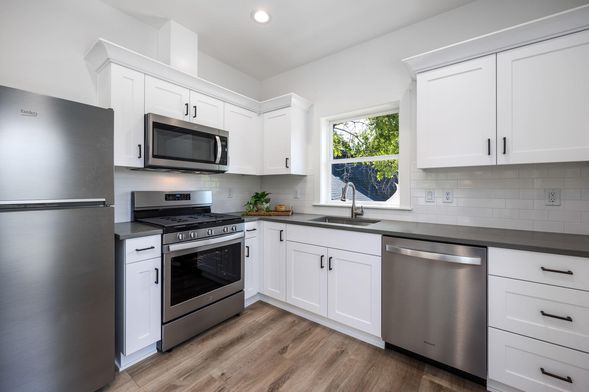 River Terrace - Residential