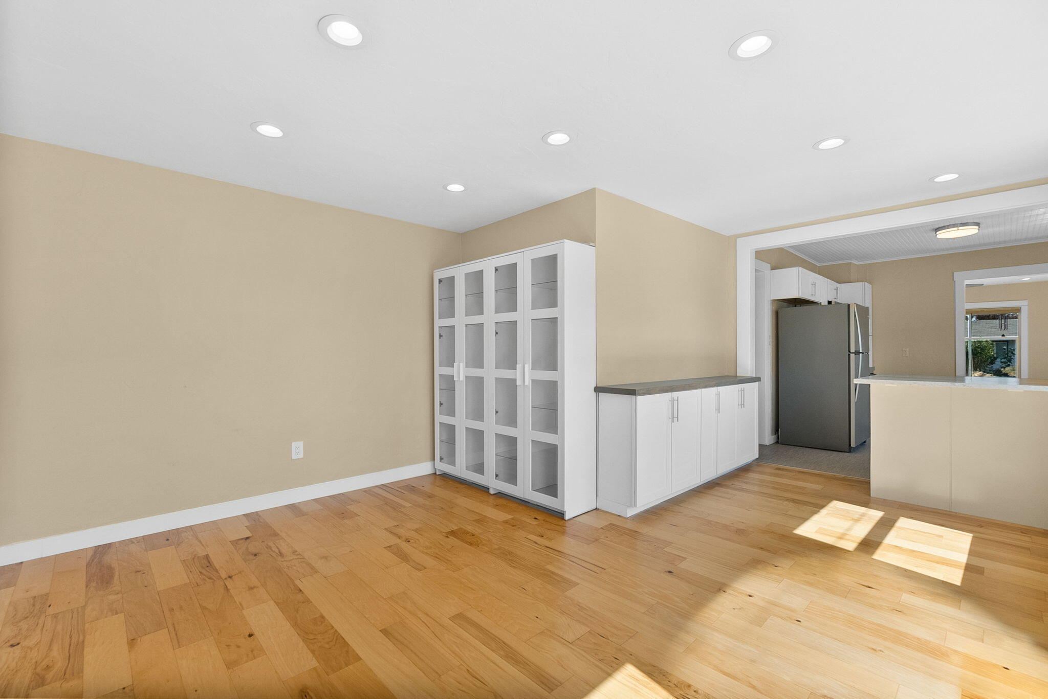 Townsite Of Redmond - Commercial Sale