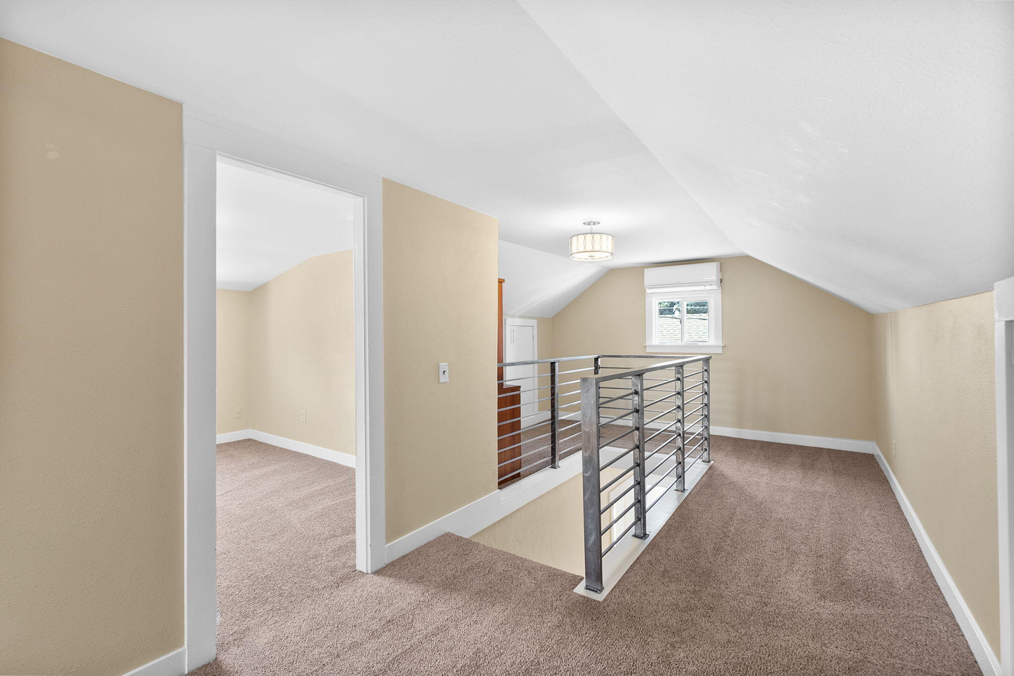 Townsite Of Redmond - Commercial Sale