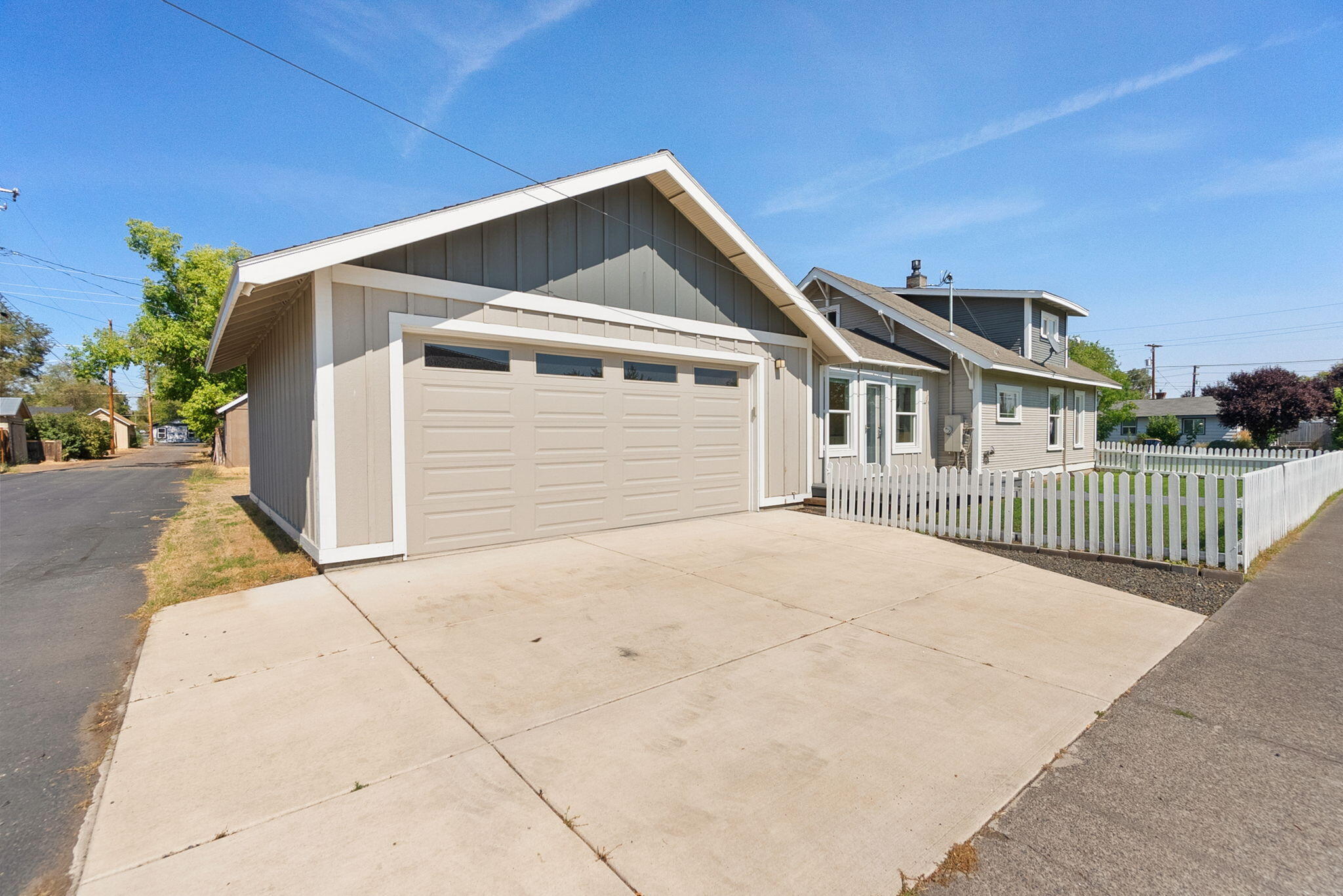 Townsite Of Redmond - Commercial Sale