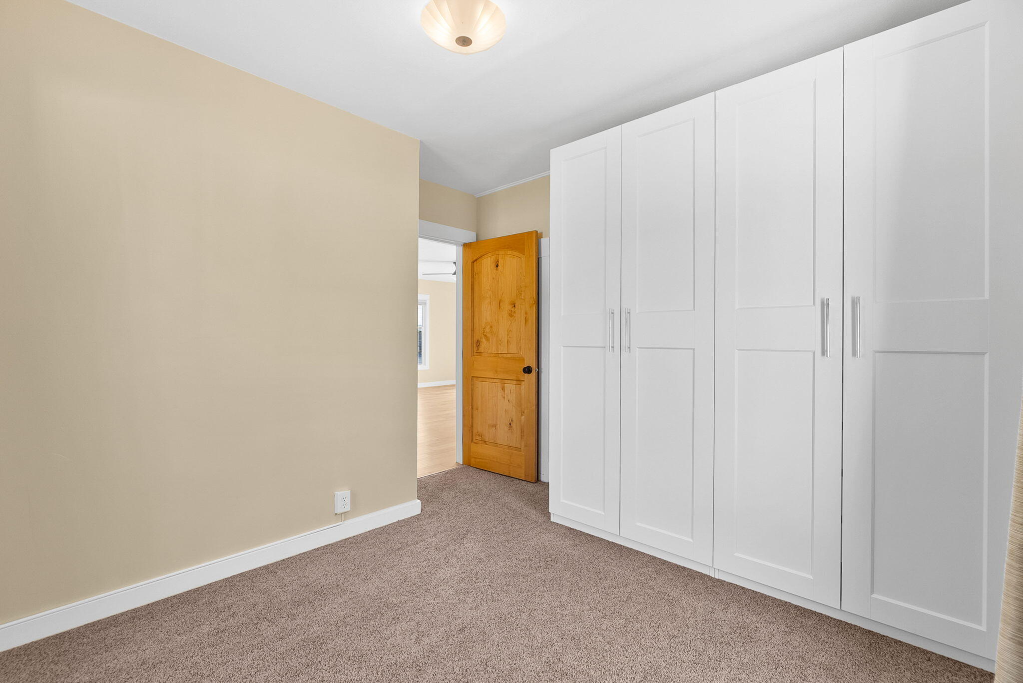 Townsite Of Redmond - Commercial Sale