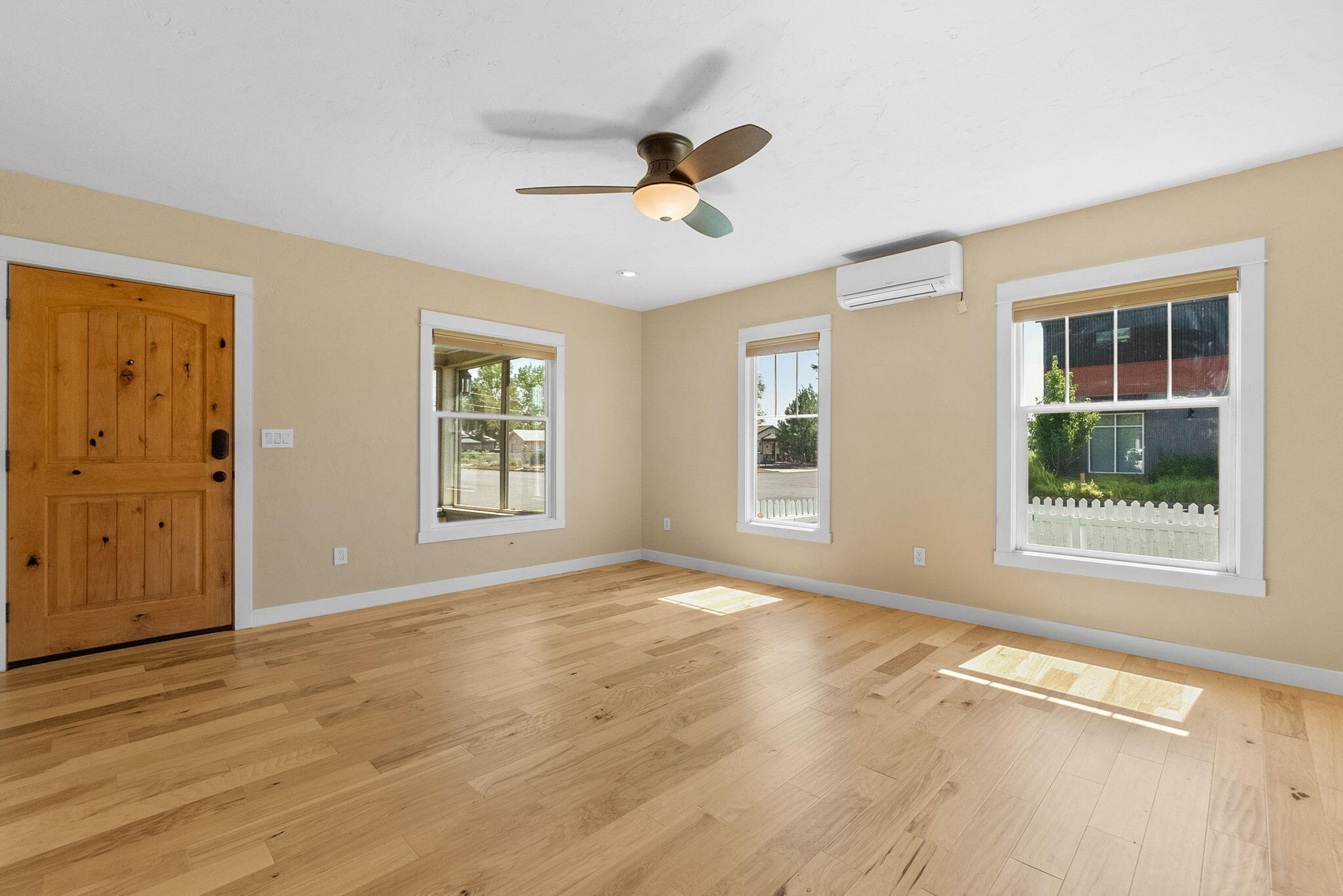 Townsite Of Redmond - Commercial Sale