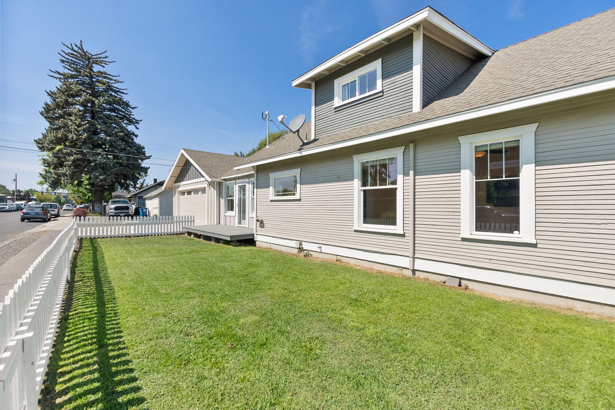 Townsite Of Redmond - Commercial Sale