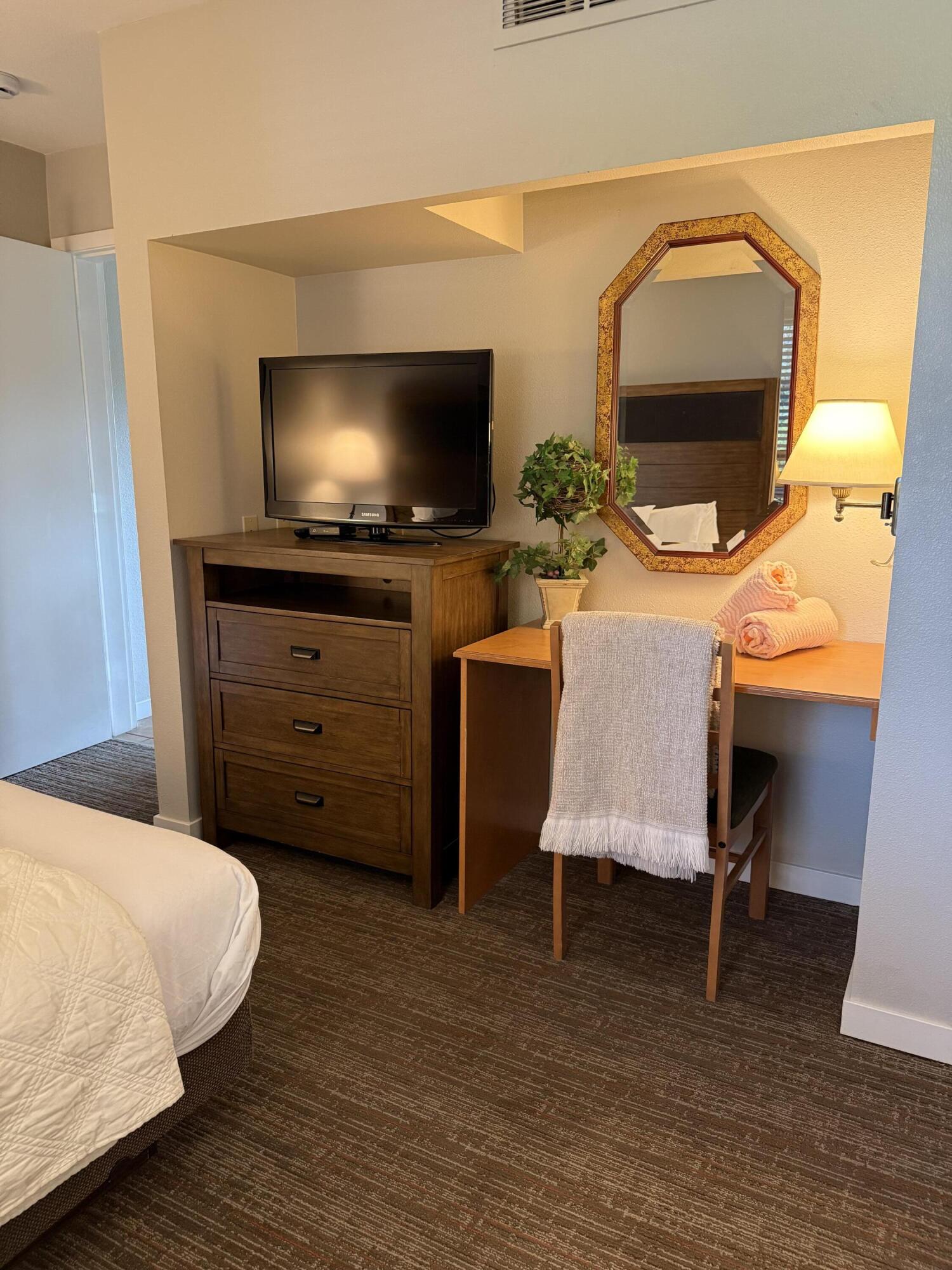 Inn Of The 7th - Residential