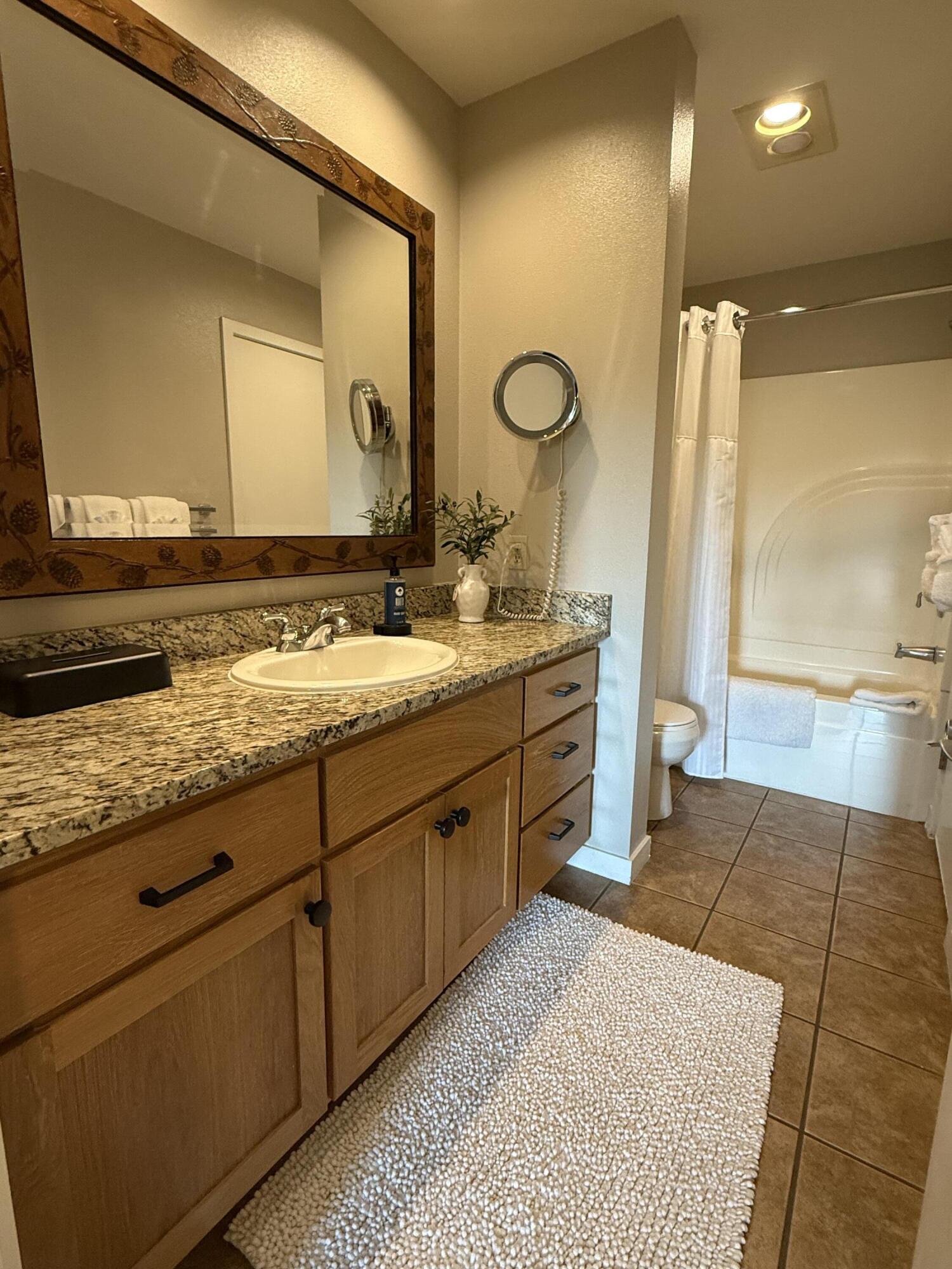 Inn Of The 7th - Residential