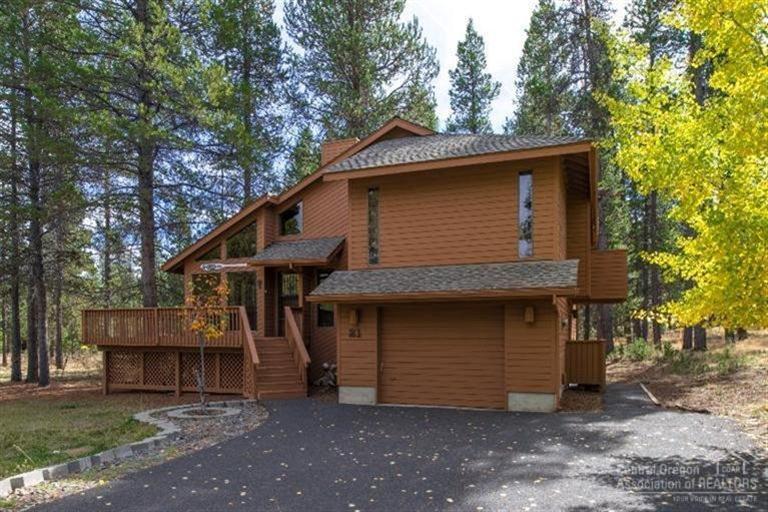 Fairway Crest Village - Residential