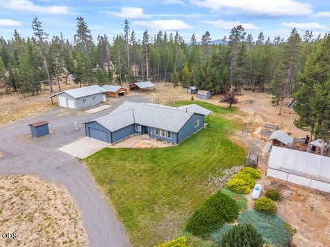 Photo of 149930 Kurtz Road, La Pine, OR 97739 (MLS # 220226070)