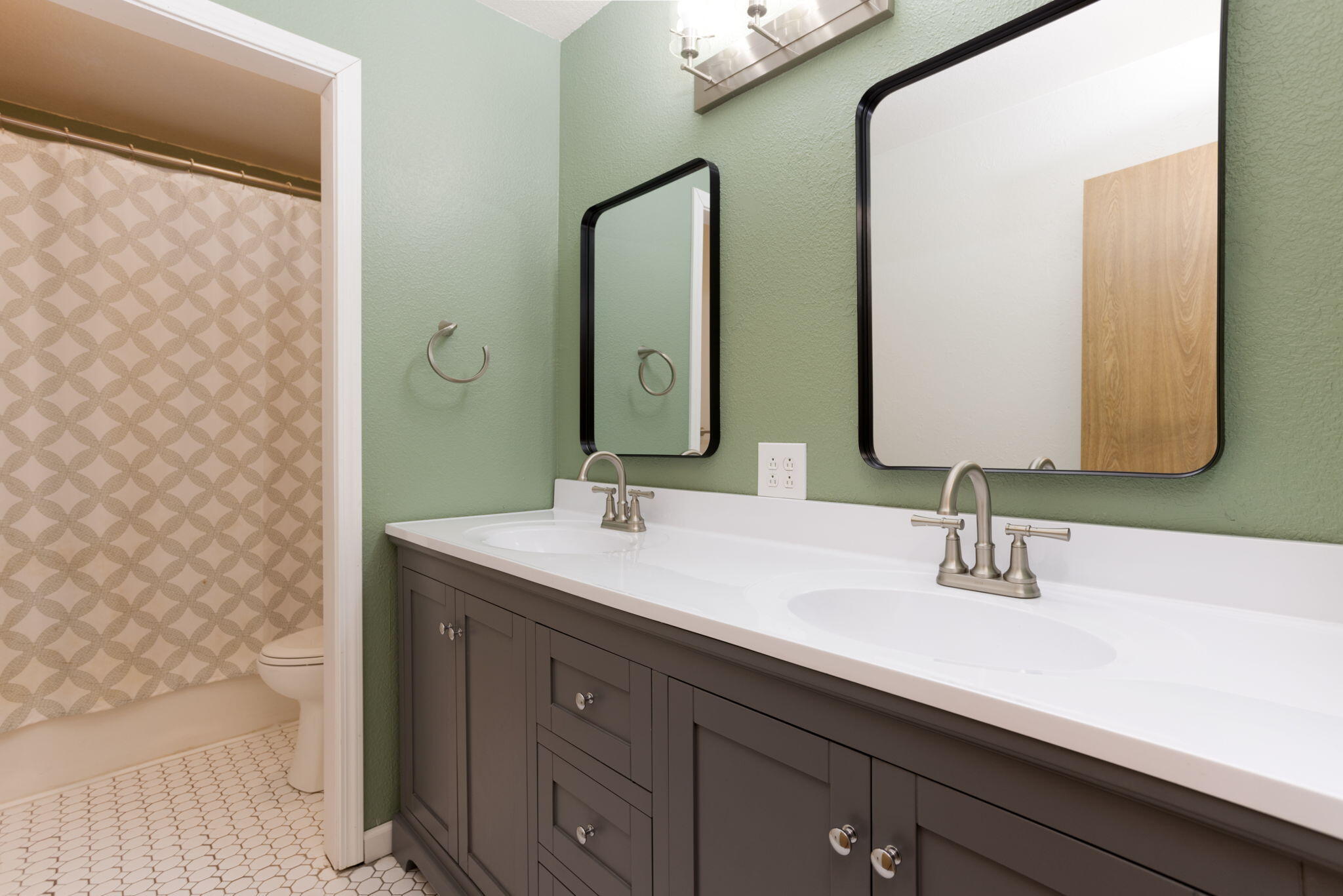 Tetherow Crossing - Residential