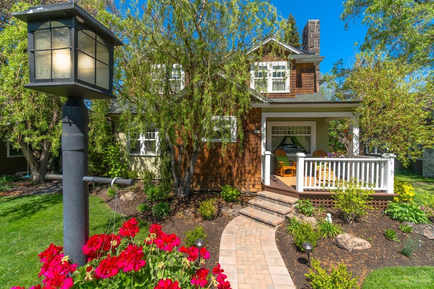 1st Addition Bend Pk - Residential