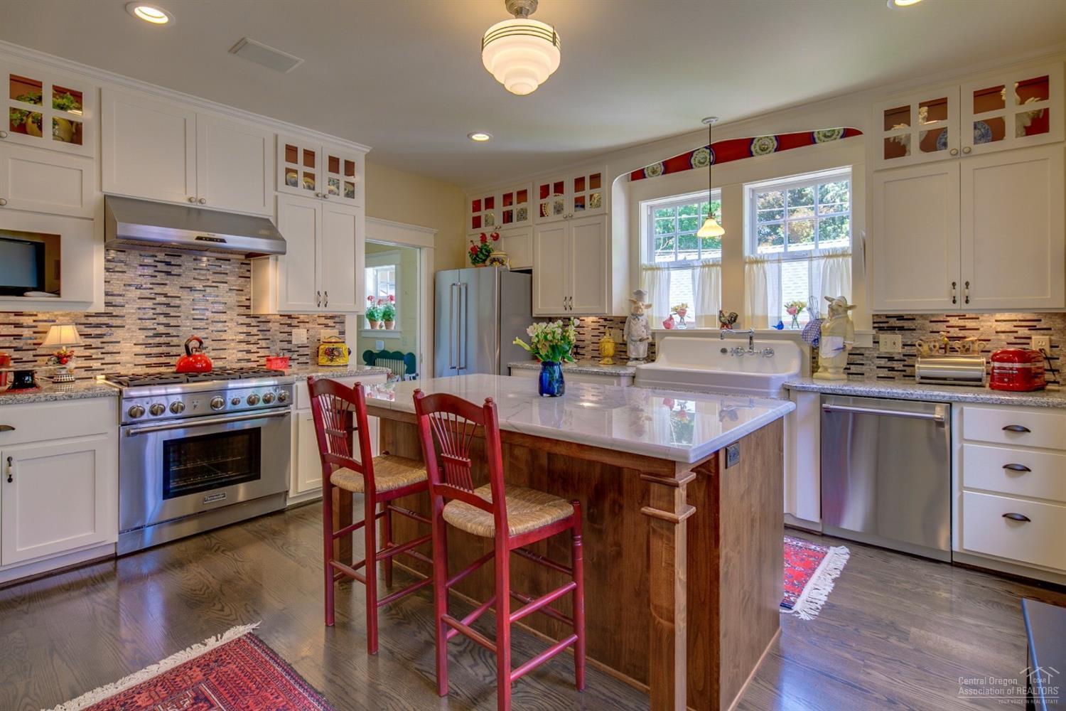 1st Addition Bend Pk - Residential