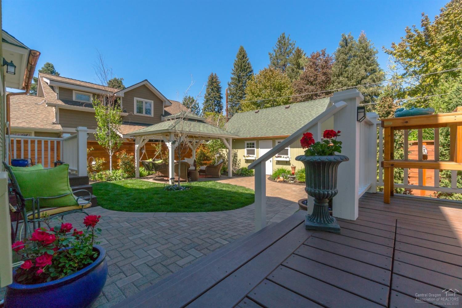 1st Addition Bend Pk - Residential