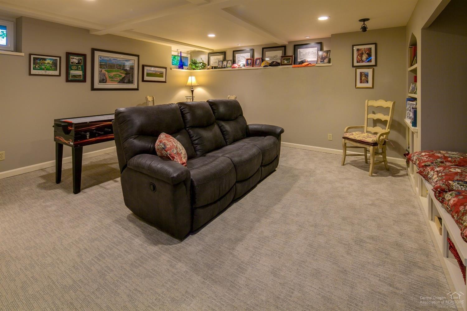 1st Addition Bend Pk - Residential