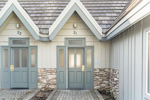 Tiny photo for 57022 Peppermill Circle #21-D, Sunriver, OR 97707 (MLS # 220220169)