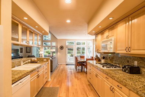 Tiny photo for 57022 Peppermill Circle #21-D, Sunriver, OR 97707 (MLS # 220220169)