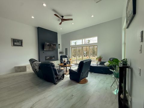 Tiny photo for 6182 SE Davis Loop, Prineville, OR 97754 (MLS # 220217053)