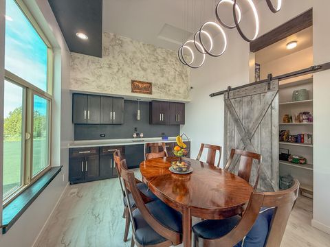 Tiny photo for 6182 SE Davis Loop, Prineville, OR 97754 (MLS # 220217053)