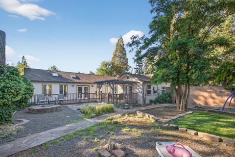 Tiny photo for 1532 NE 9th Street, Bend, OR 97701 (MLS # 220210737)