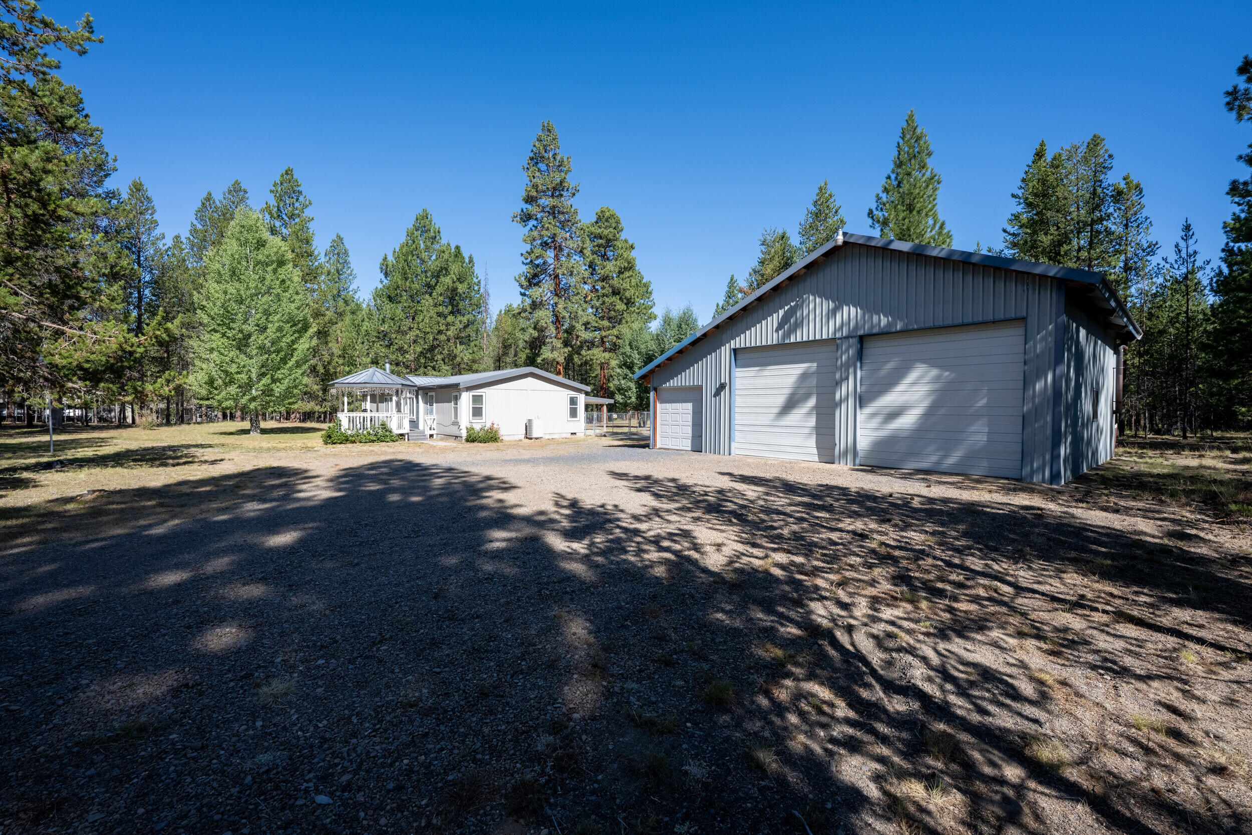 Wagon Trail Acreages - Residential