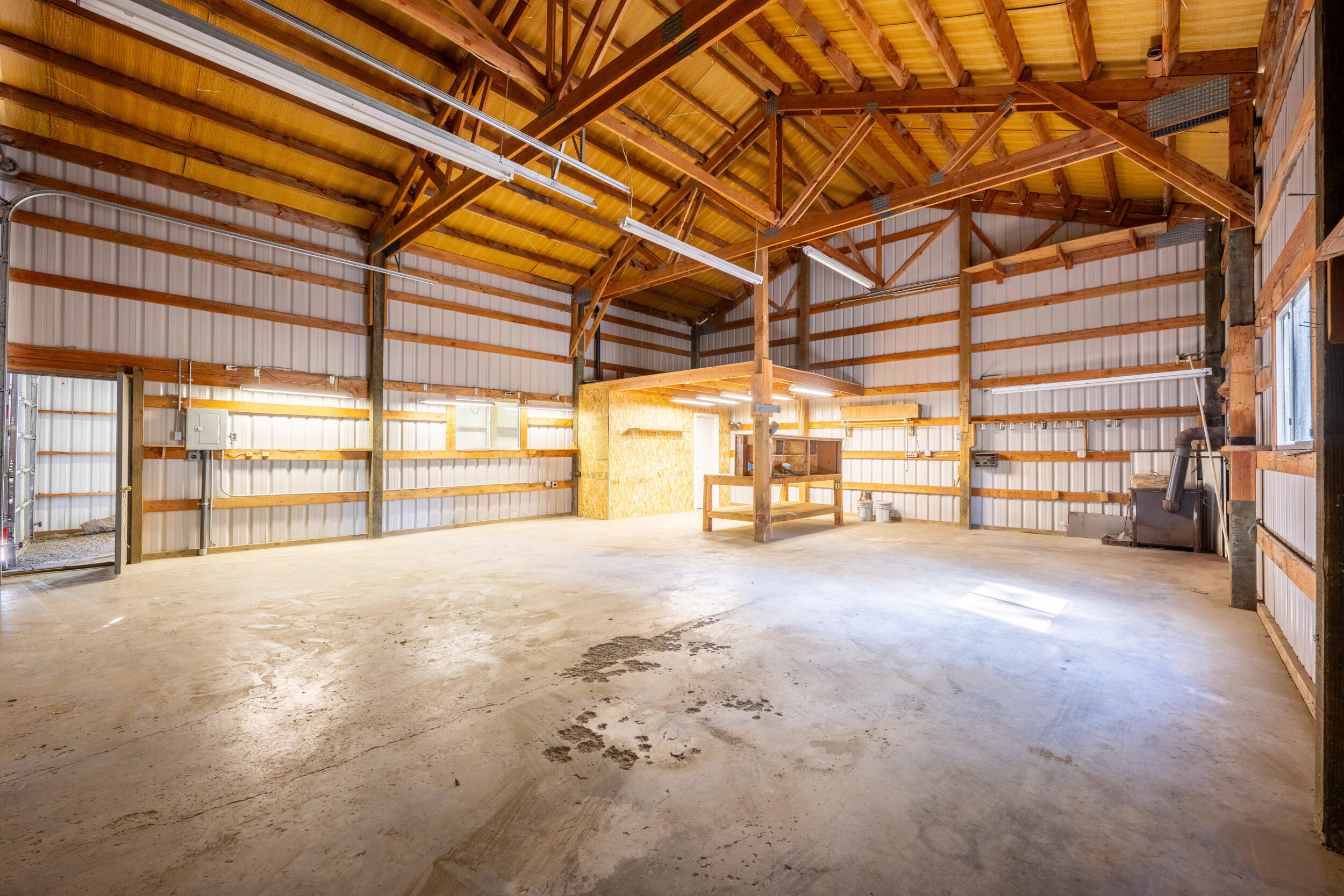 Wagon Trail Acreages - Residential