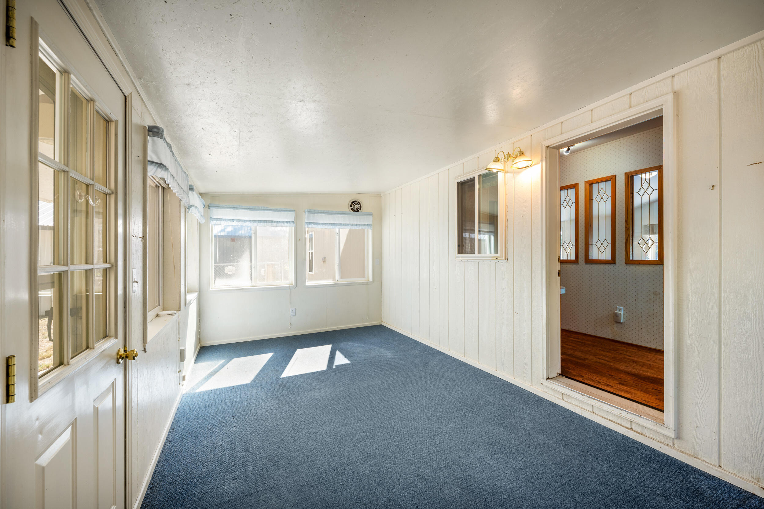 Wagon Trail Acreages - Residential