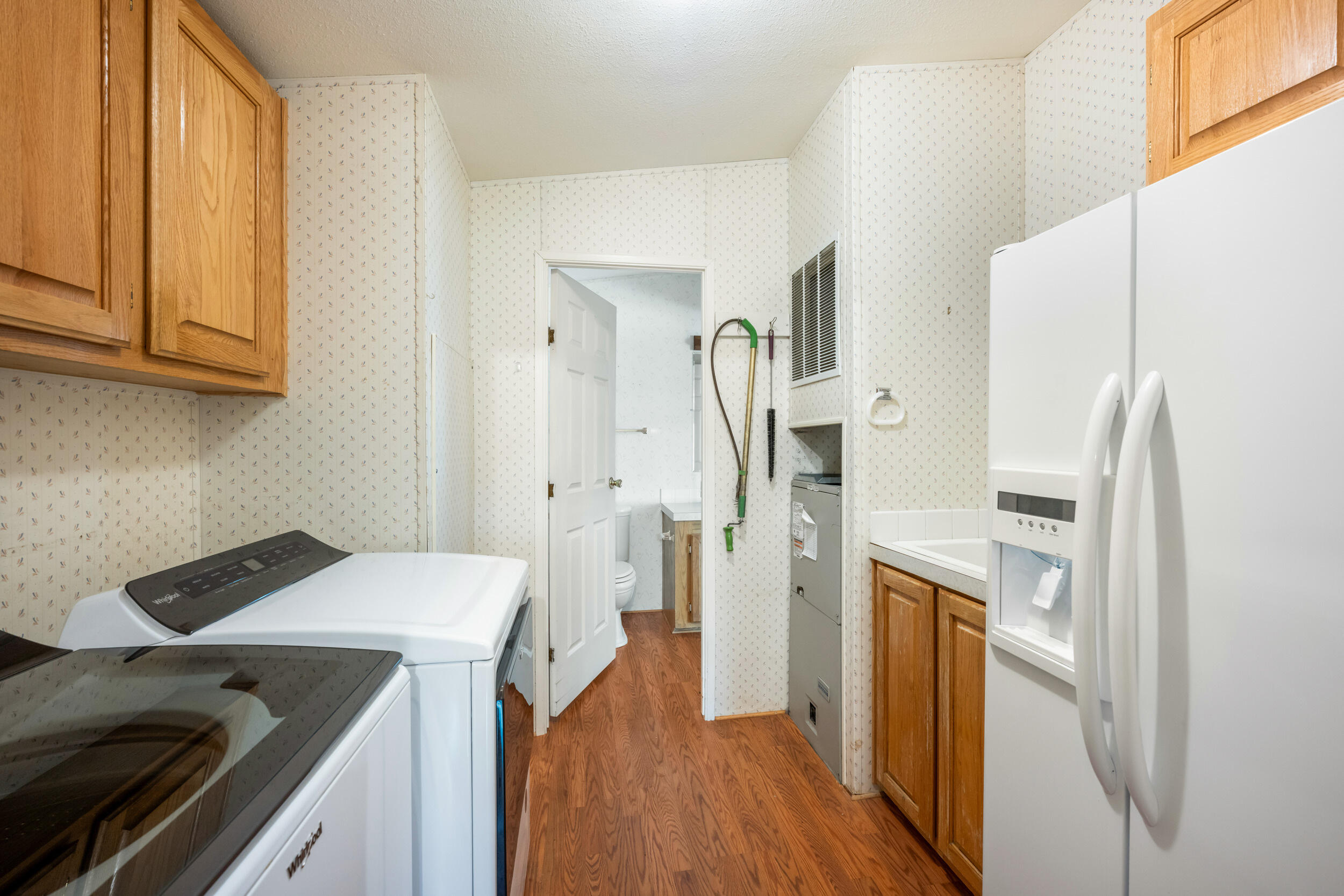 Wagon Trail Acreages - Residential