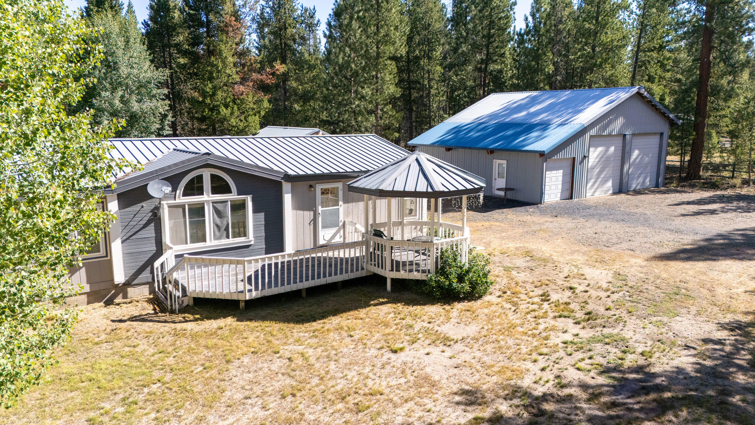 Wagon Trail Acreages - Residential