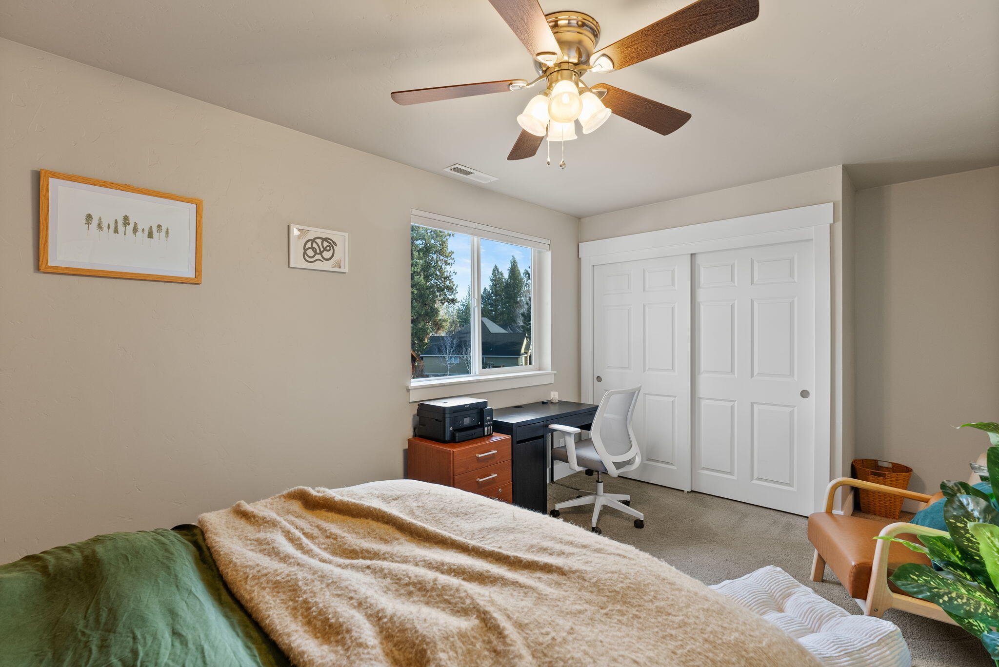 Roaring Springs - Residential