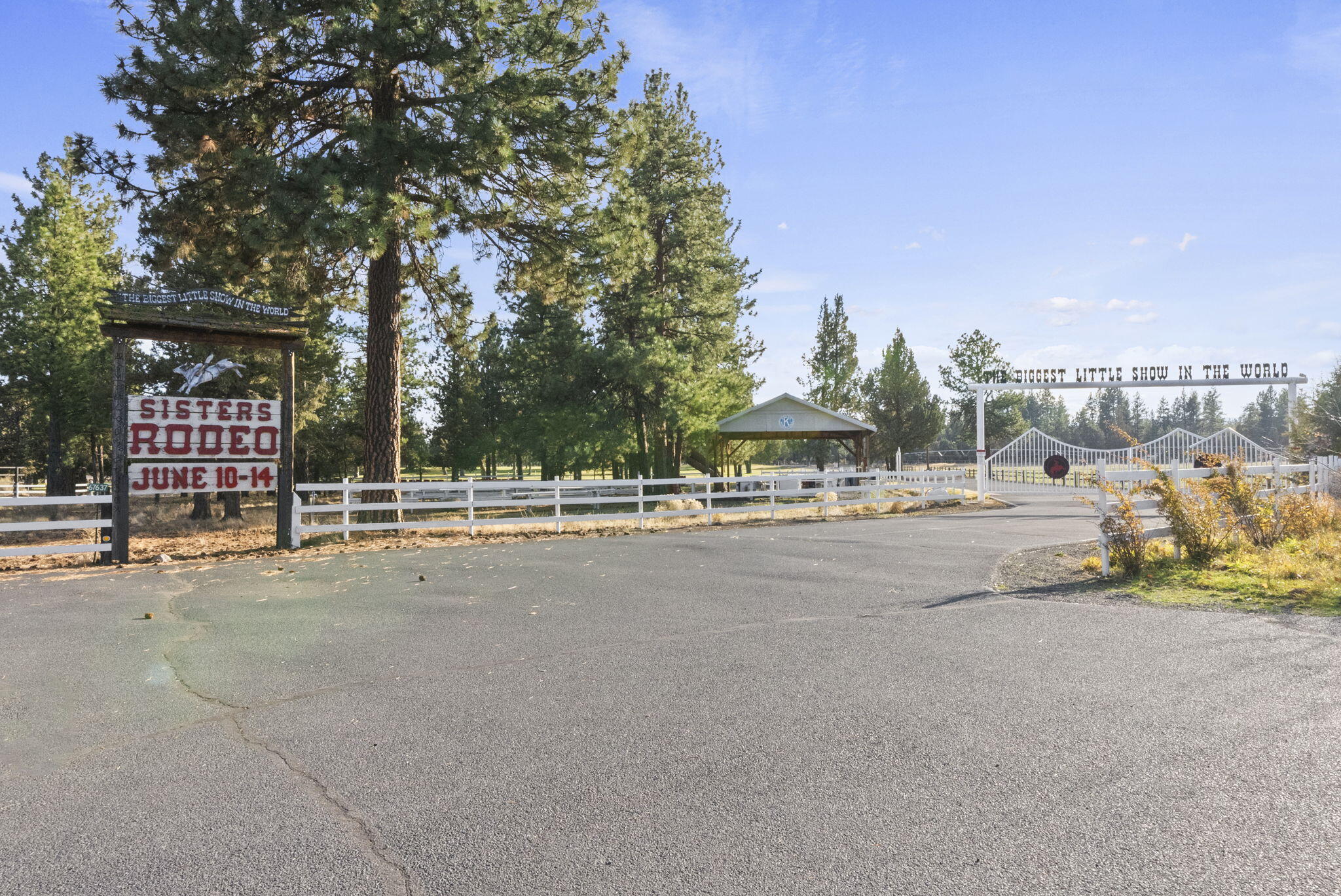 Roaring Springs - Residential