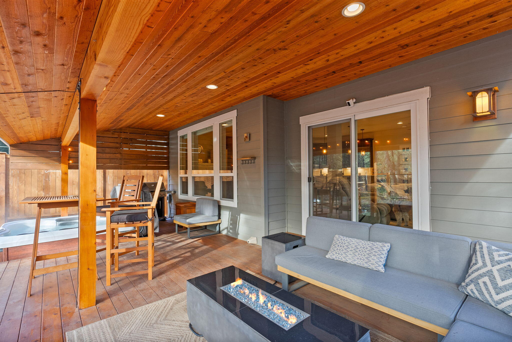 Roaring Springs - Residential