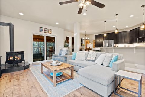 Tiny photo for 410 S Timber Creek Drive, Sisters, OR 97759 (MLS # 220213056)