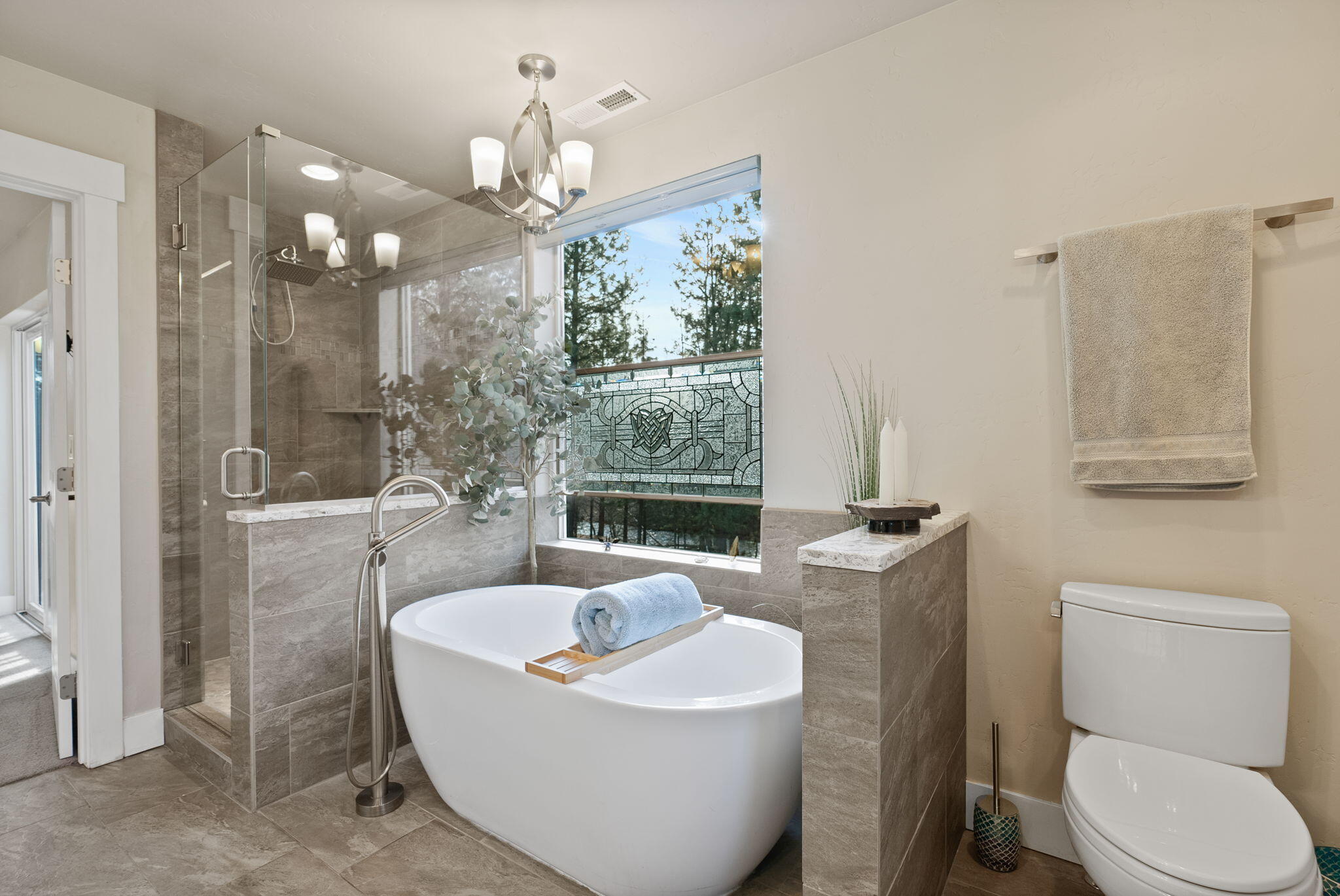 Roaring Springs - Residential