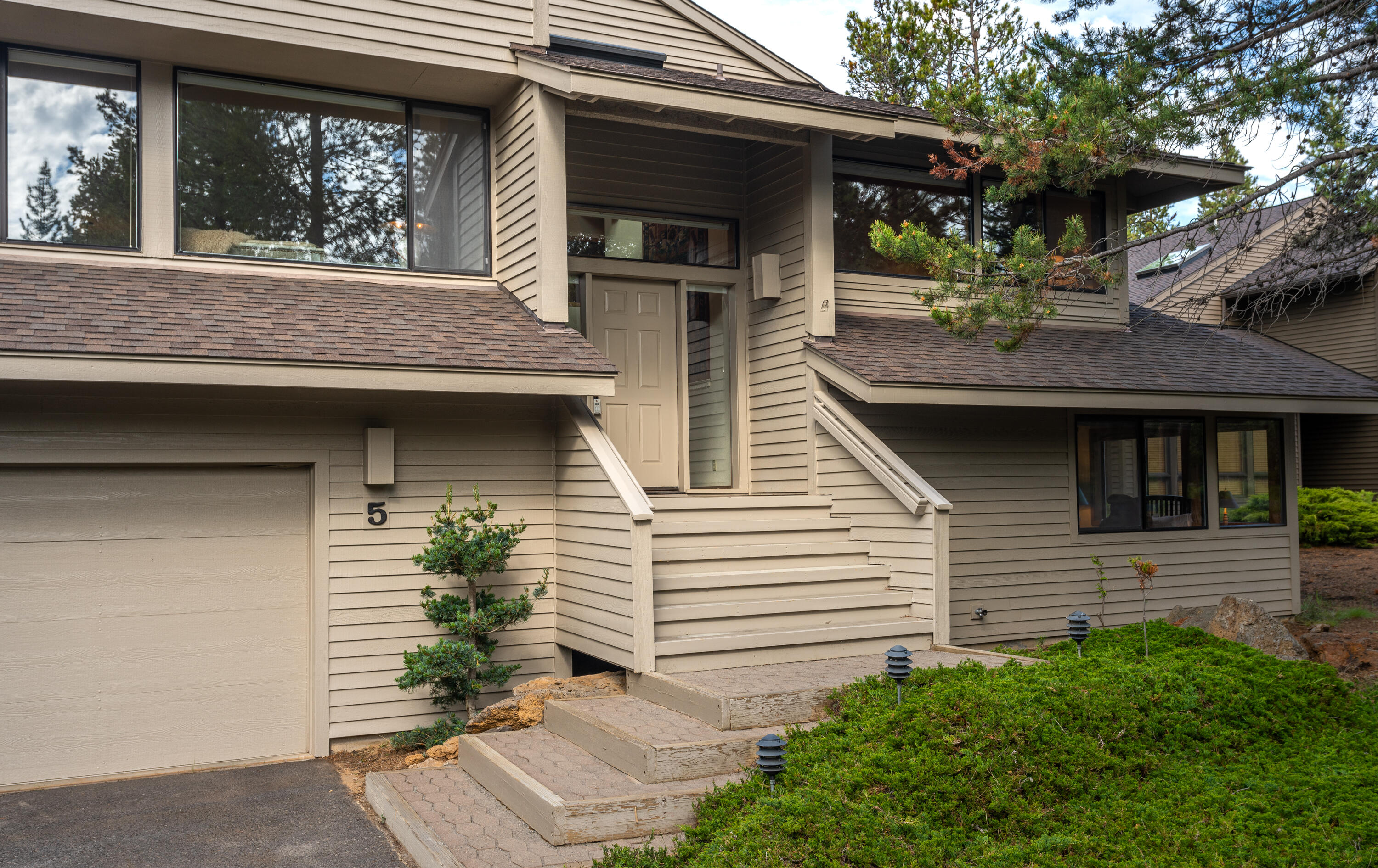 Fairway Crest Village - Residential