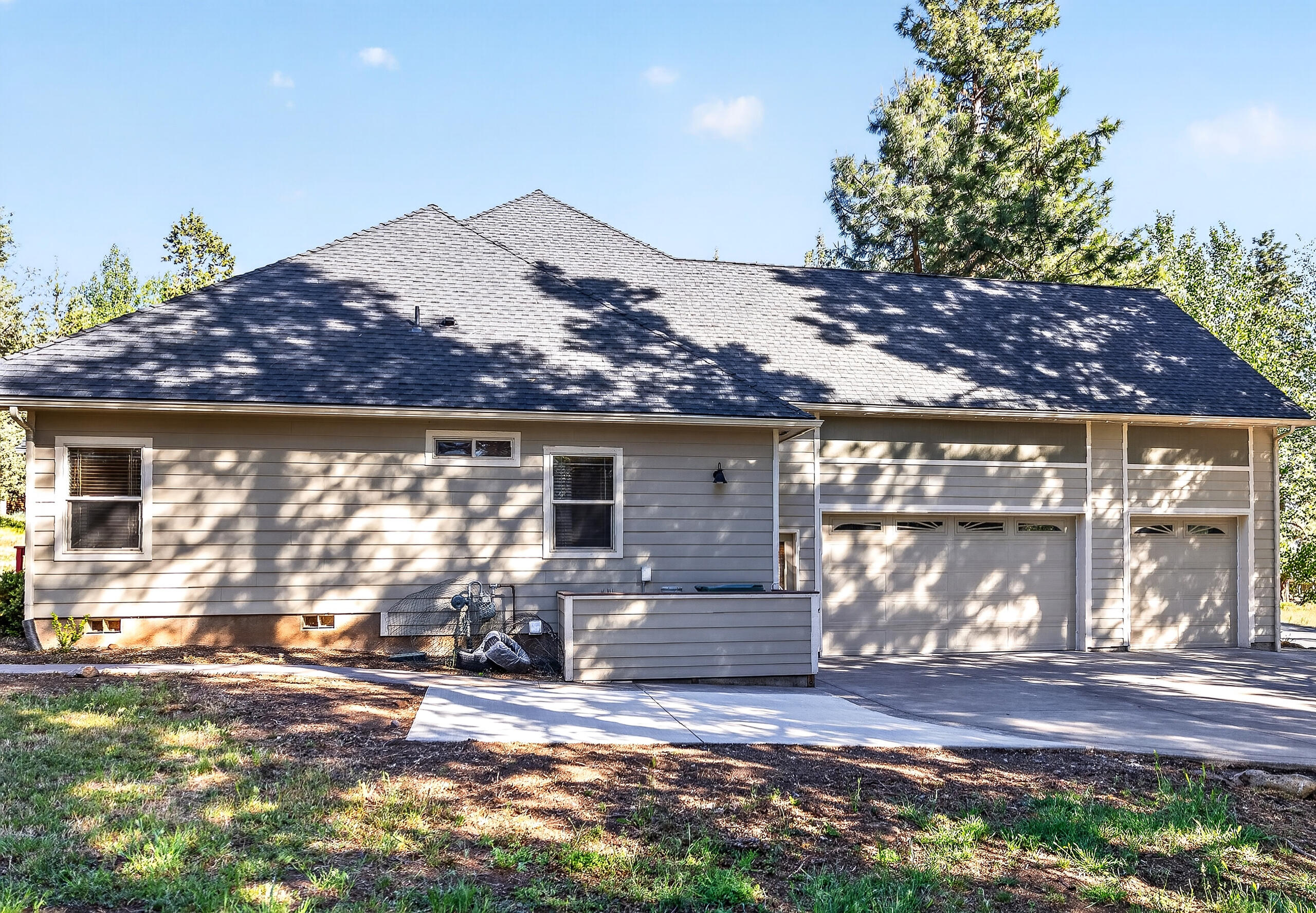 10421 Kestrel Road