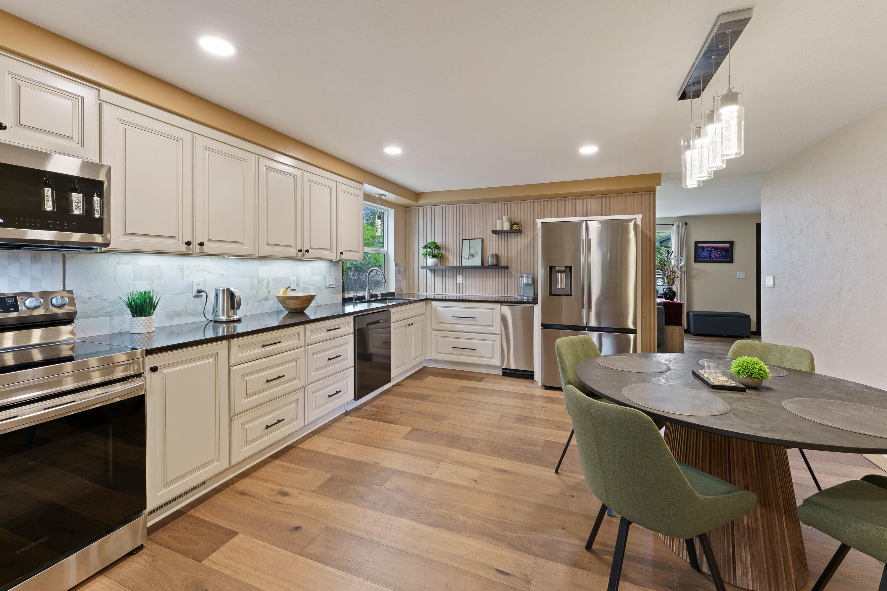 Paulina View Est - Residential