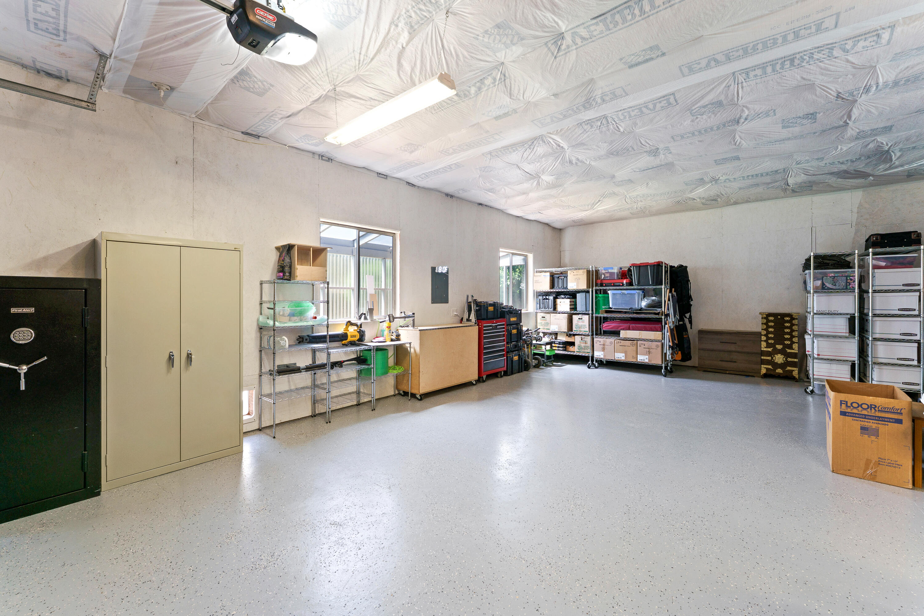 Paulina View Est - Residential