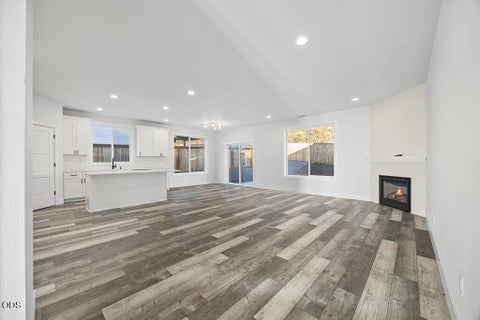 Tiny photo for 1161 W Ridge Drive #146, Klamath Falls, OR 97601 (MLS # 220223202)