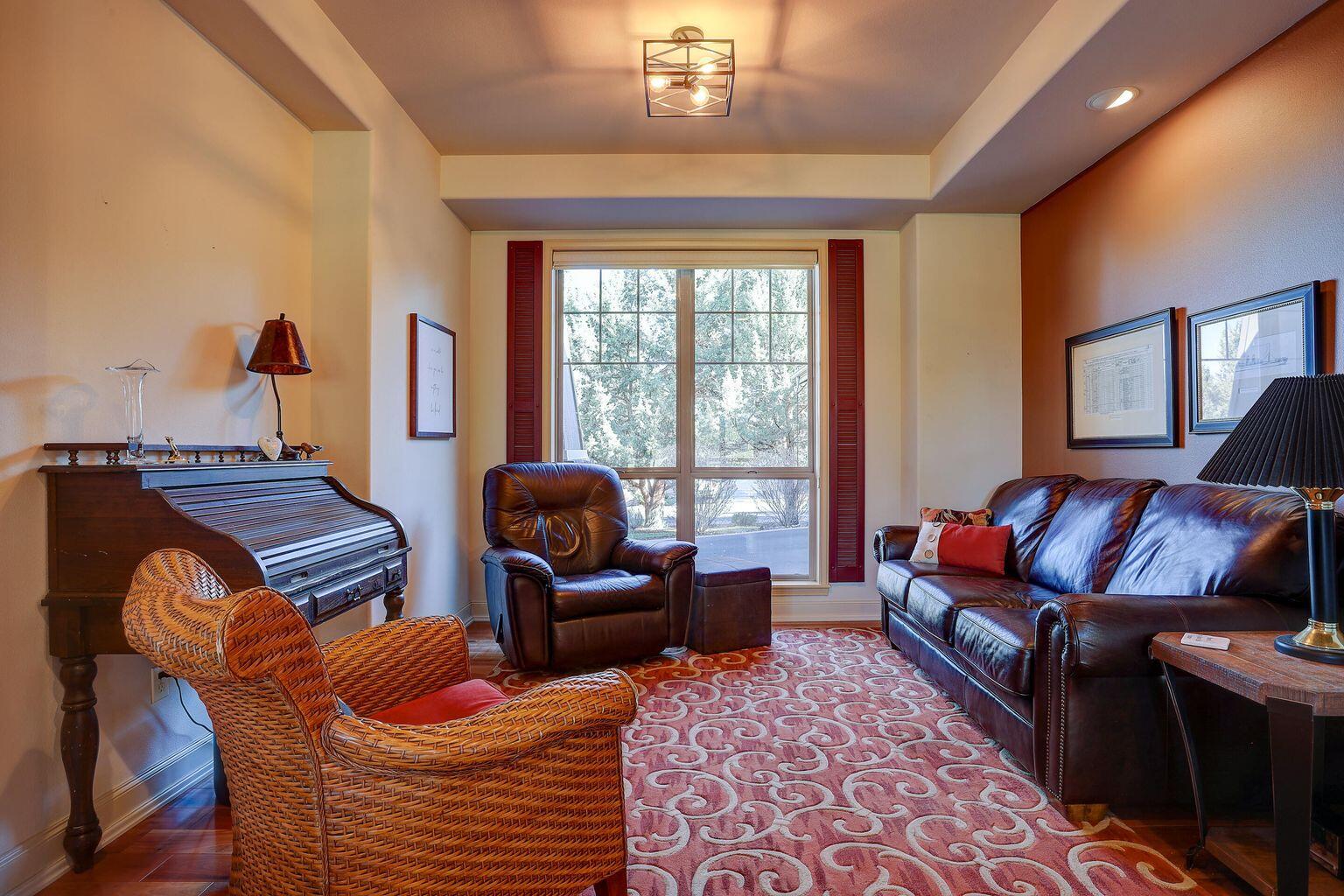 Eagle Crest - Residential