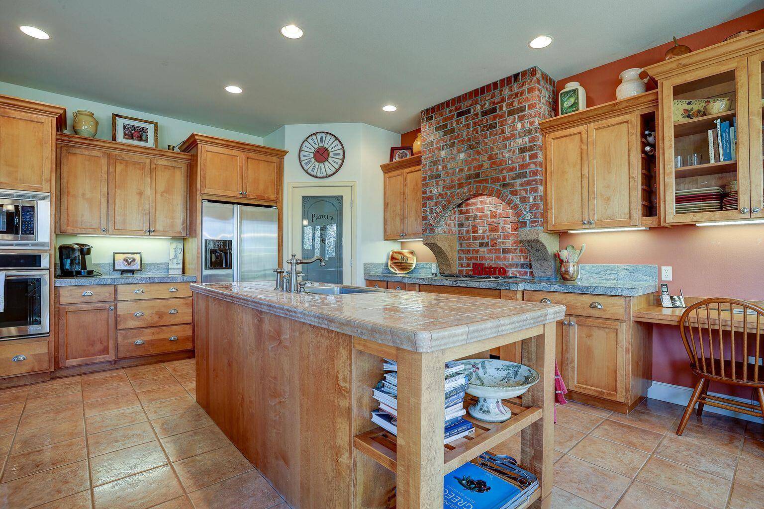 Eagle Crest - Residential