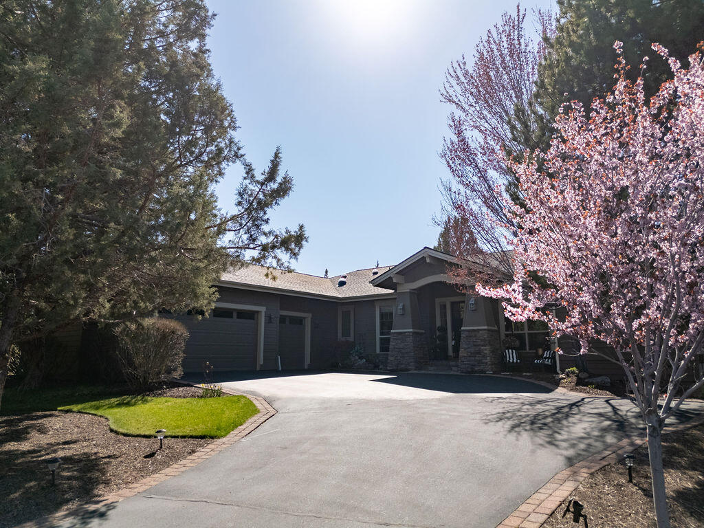 Eagle Crest - Residential