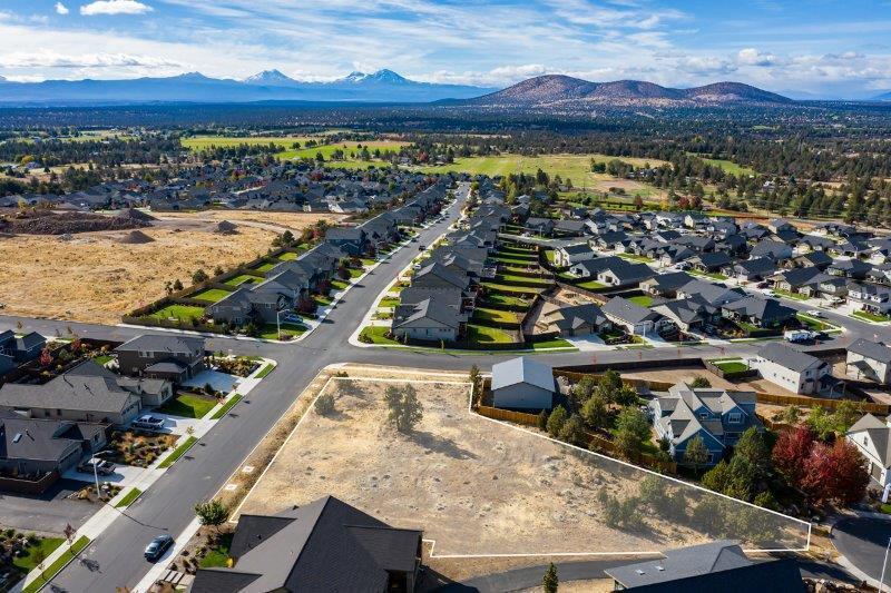 Majestic Ridge - Land