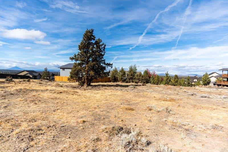 Majestic Ridge - Land