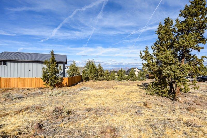 Majestic Ridge - Land