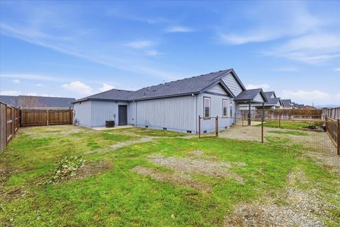 Tiny photo for 8440 Cayden Street, White City, OR 97503 (MLS # 220214377)