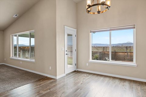 Tiny photo for 8440 Cayden Street, White City, OR 97503 (MLS # 220214377)