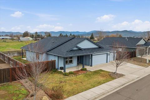 Tiny photo for 8440 Cayden Street, White City, OR 97503 (MLS # 220214377)