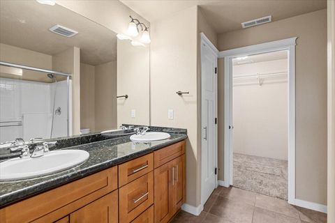 Tiny photo for 8440 Cayden Street, White City, OR 97503 (MLS # 220214377)