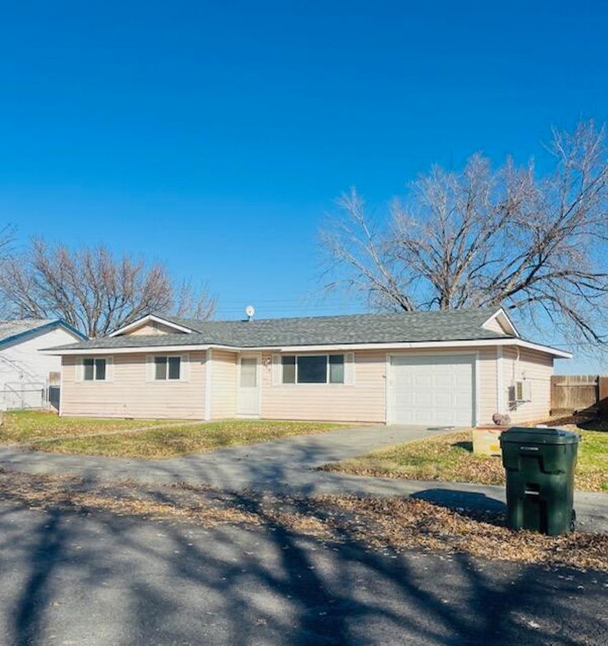 Newly remodeled 3 bedroom, 1bath home in Stanfield. 140 Heather Dr. Move-on ready. 1040 sq ft. Large fenced lot 9512 sq ft. Excellent location, 1 block from schools. Timed underground sprinklers. New Roof, A/C, floors, interior paint, cabinets, countertops, sinks, toilet, water heater, appliances. 1 car garage with power opener.