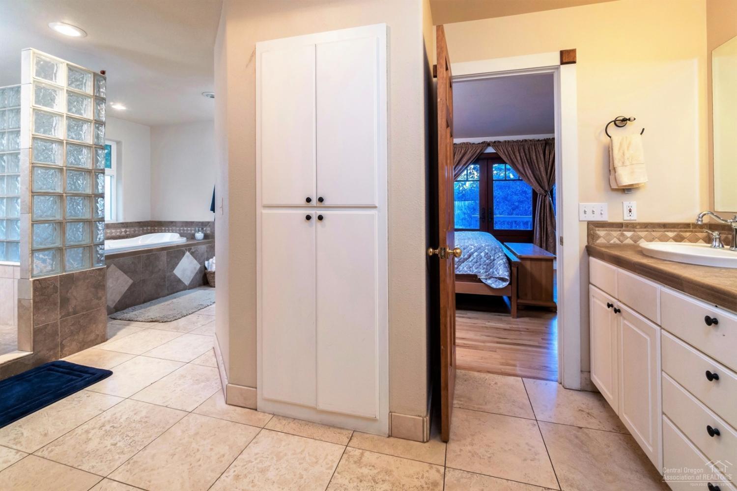 Pleasant Ridge - Residential