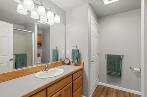 Tiny photo for 380 Sunnyside Drive, Winston, OR 97496 (MLS # 220212122)