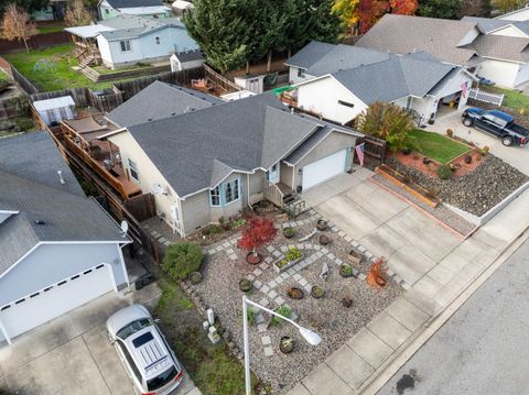 Tiny photo for 380 Sunnyside Drive, Winston, OR 97496 (MLS # 220212122)